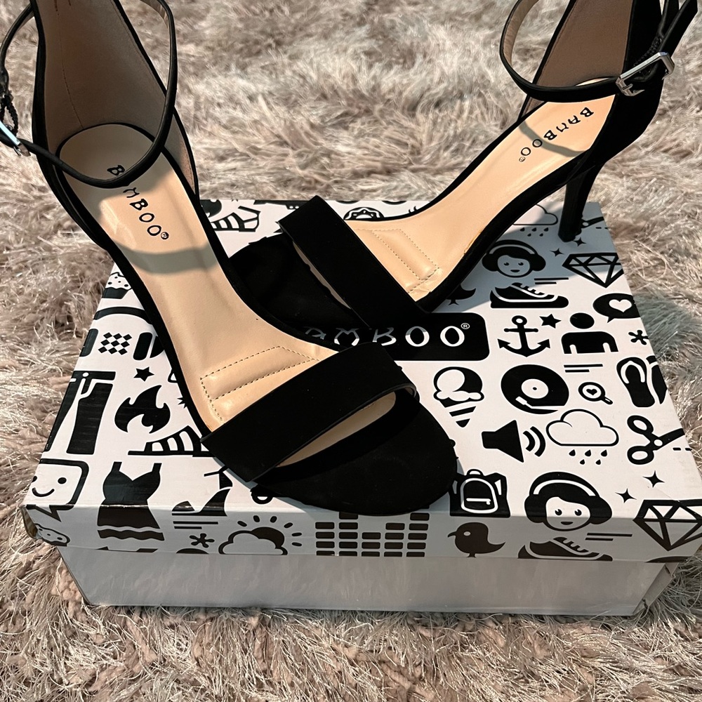 Black low heel